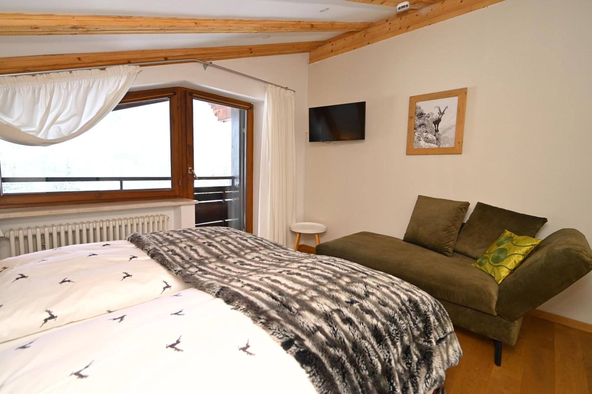 Alp-Chalet Hirschegg  Oda fotoğraf